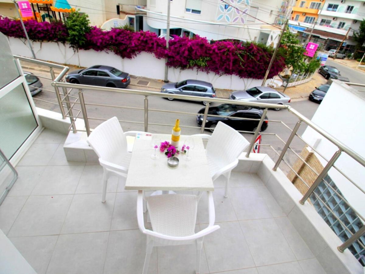Gusto Di Casa Hotel Sarandë Exterior foto