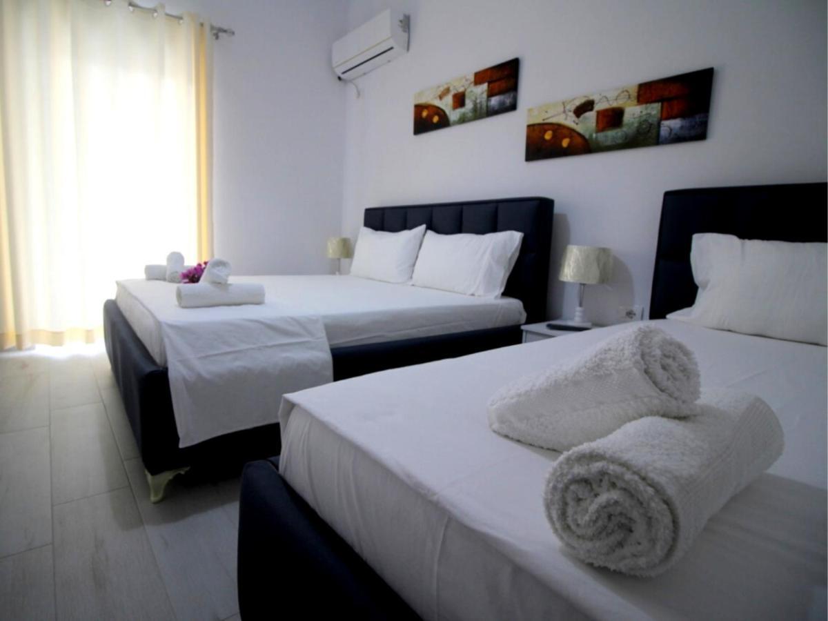 Gusto Di Casa Hotel Sarandë Exterior foto